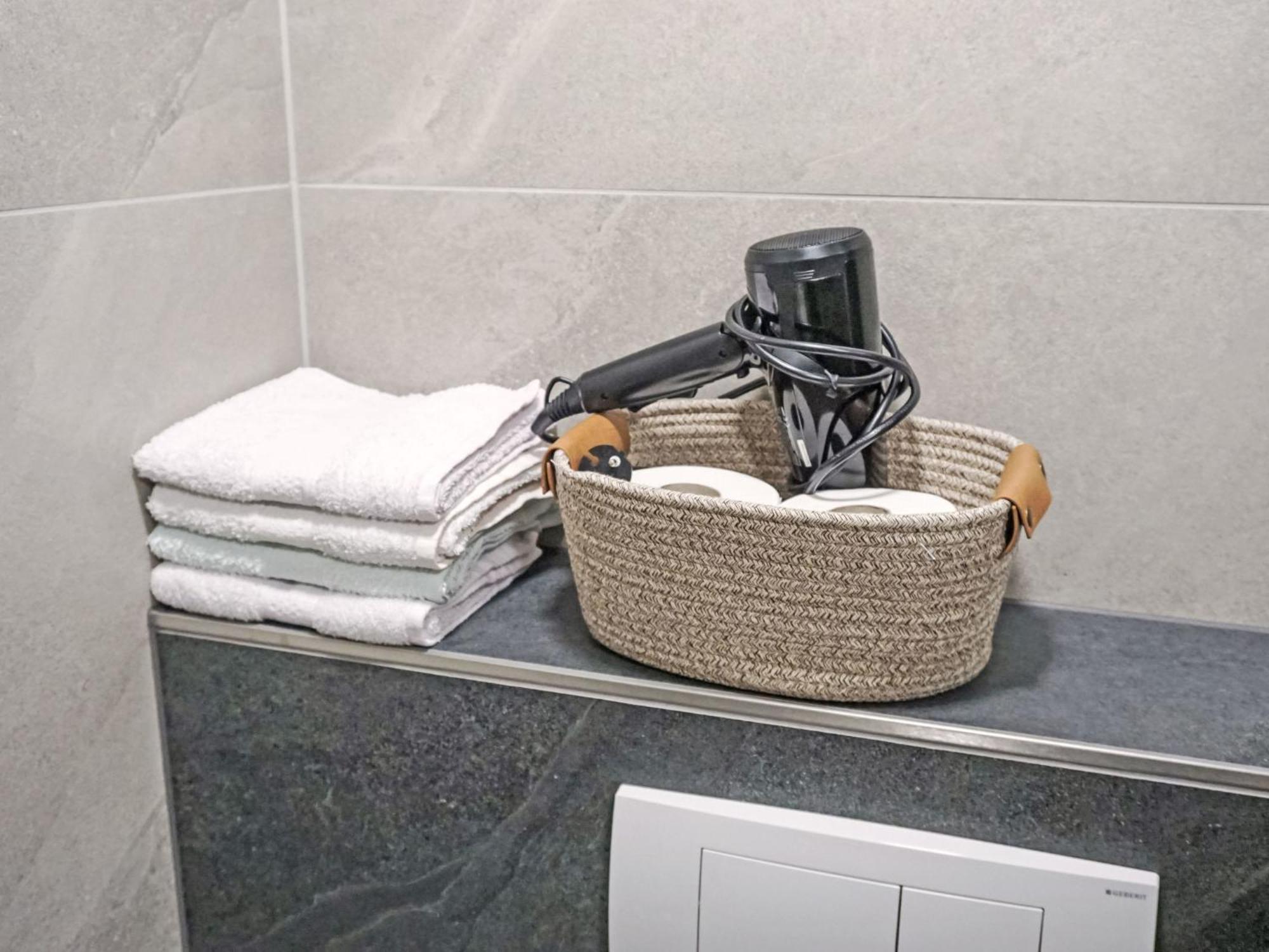 Apartment Daheim - Edelweiss - Pzt382 By Interhome พลังเงอโรส ภายนอก รูปภาพ